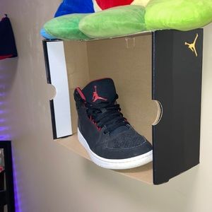 Jordan 1 Flight 3 size: 8.5